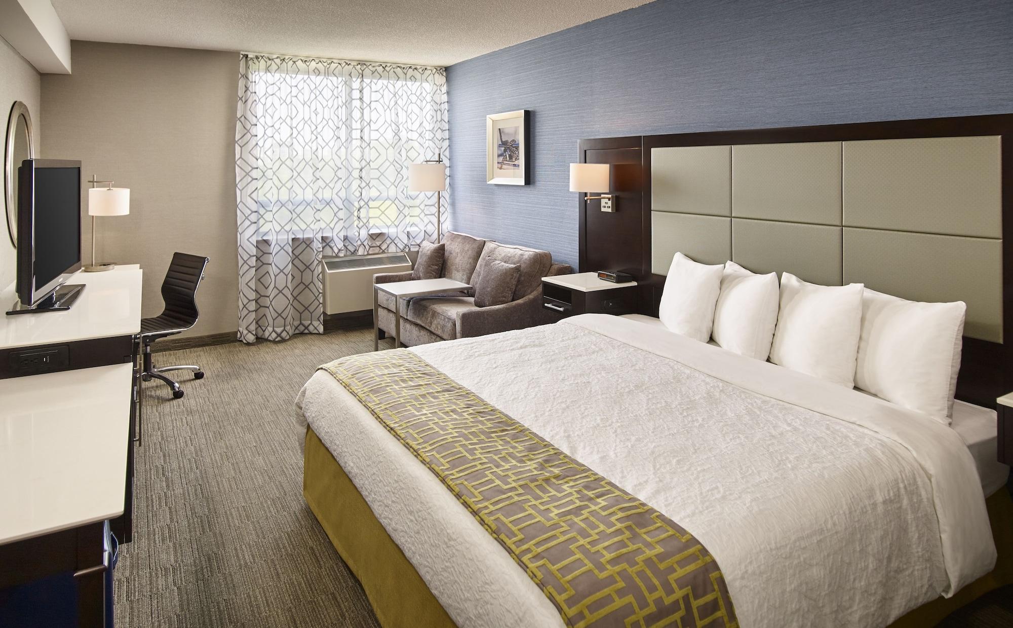 Waterfront Hotel Downtown Burlington Bagian luar foto