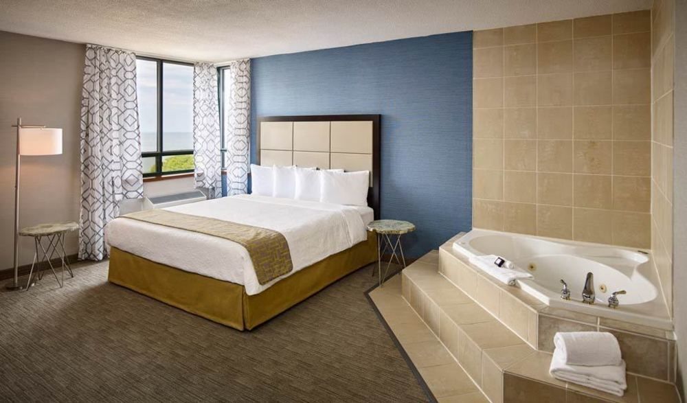 Waterfront Hotel Downtown Burlington Bagian luar foto